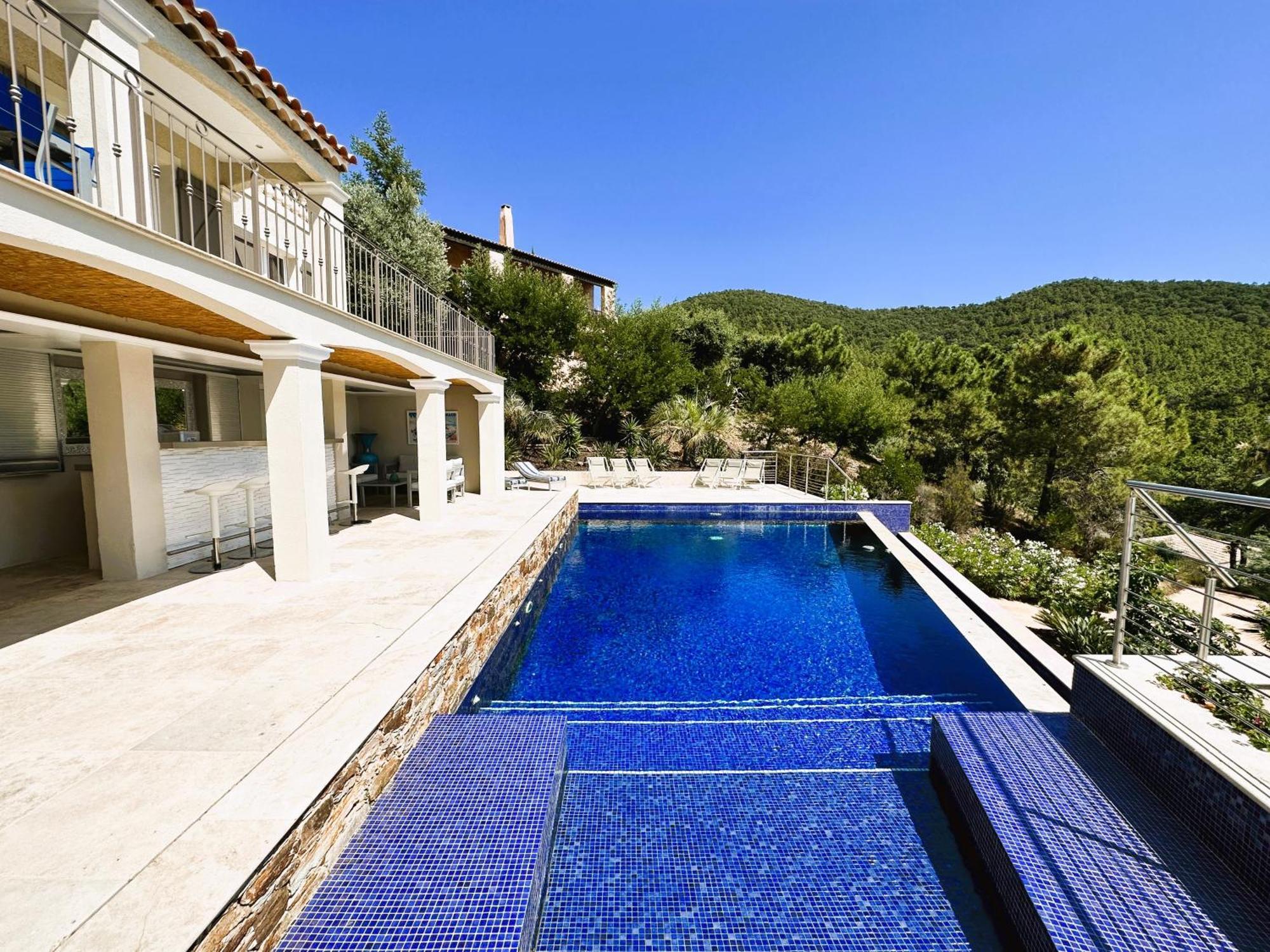 La Mandragora, Belle Villa Pour 6 Personnes Avec Piscine A Debordement Et Vue Mer A La Londe-Les-Maures Esterno foto